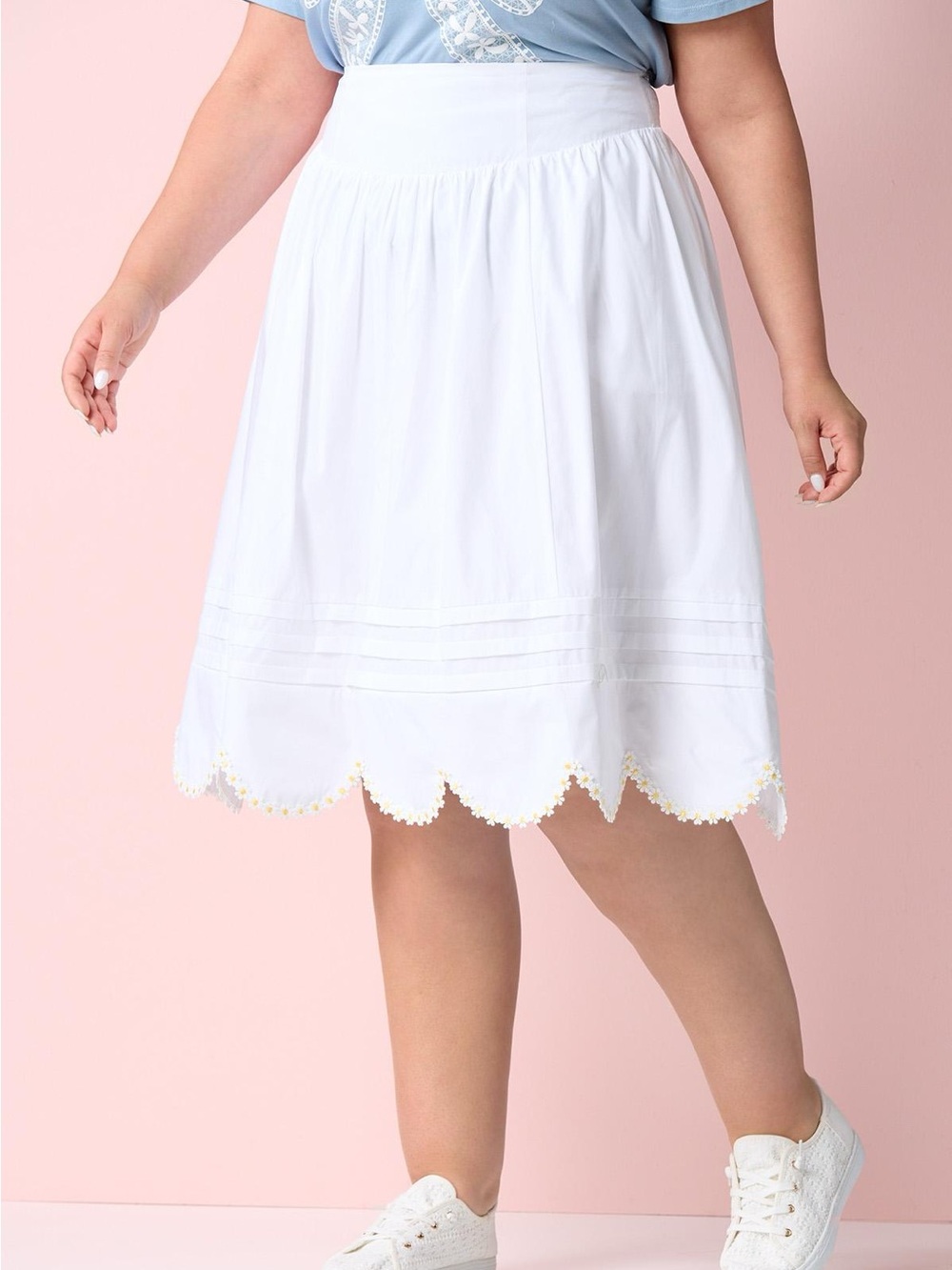 Cato | PLUS SIZE SCALLOPED DAISY TRIM SKIRT